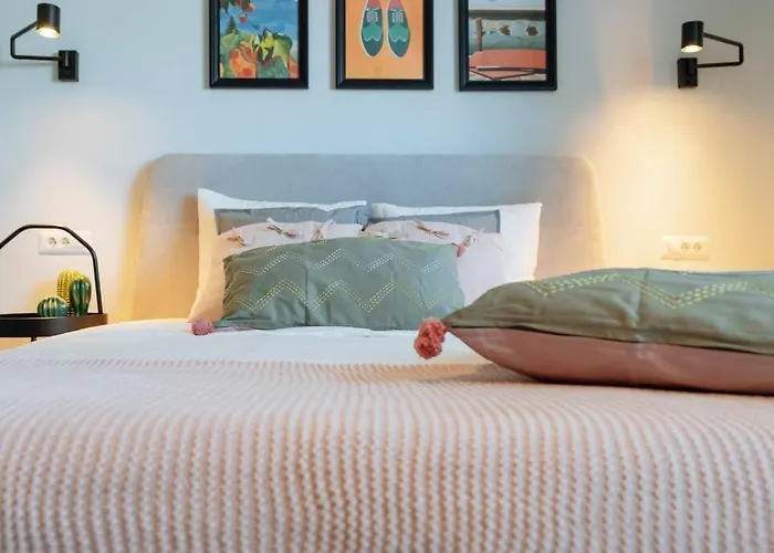 Amazing - Location - Netflix Appartement Bucarest